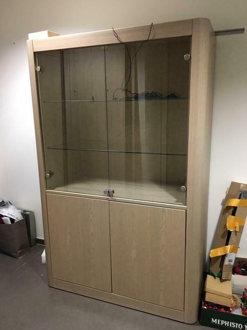 Vitrinekast met verlichting, Modena Oak, als nieuw, Huis en Inrichting, Kasten | Vitrinekasten, Zo goed als nieuw, 150 tot 200 cm