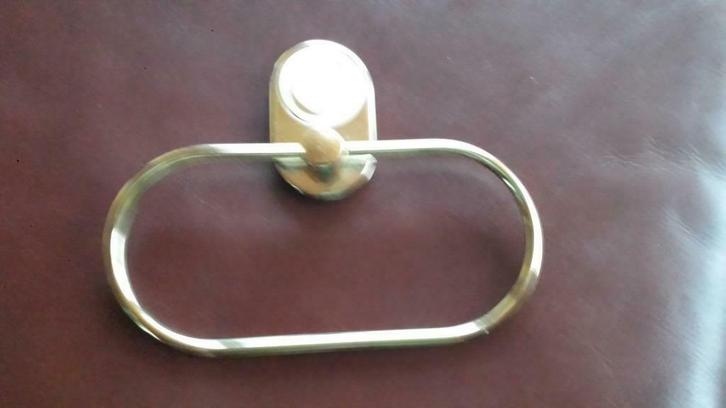 Handdoekhanger, toiletpapierhouder, Huis en Inrichting, Badkamer | Badtextiel en Accessoires, Gebruikt, Handdoek, Overige kleuren