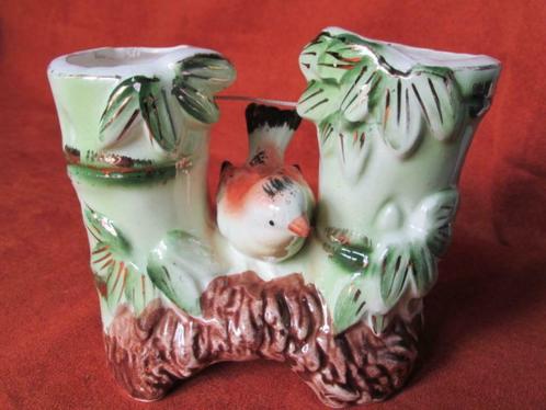 Vintage wandvaasje, vogel tussen struiken, Antiek en Kunst, Curiosa en Brocante, Ophalen