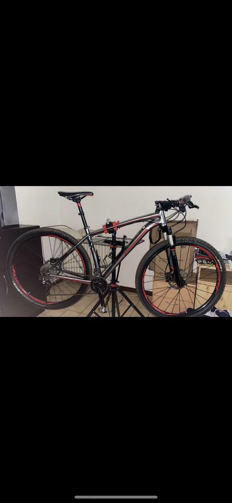 ② Mtb specialized crave expert maat L — Elektrische fietsen — 2dehands