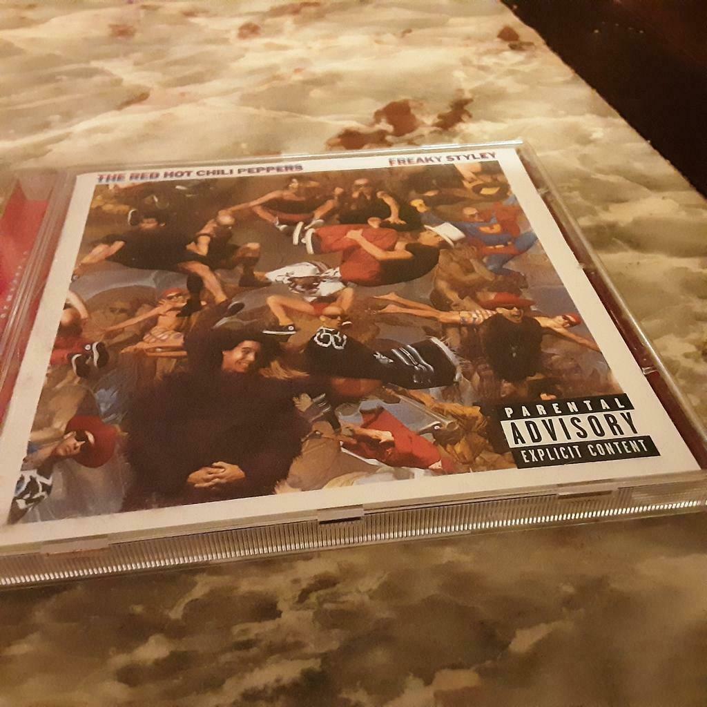 Red Hot Chili peppers cd, Envoi, Utilisé