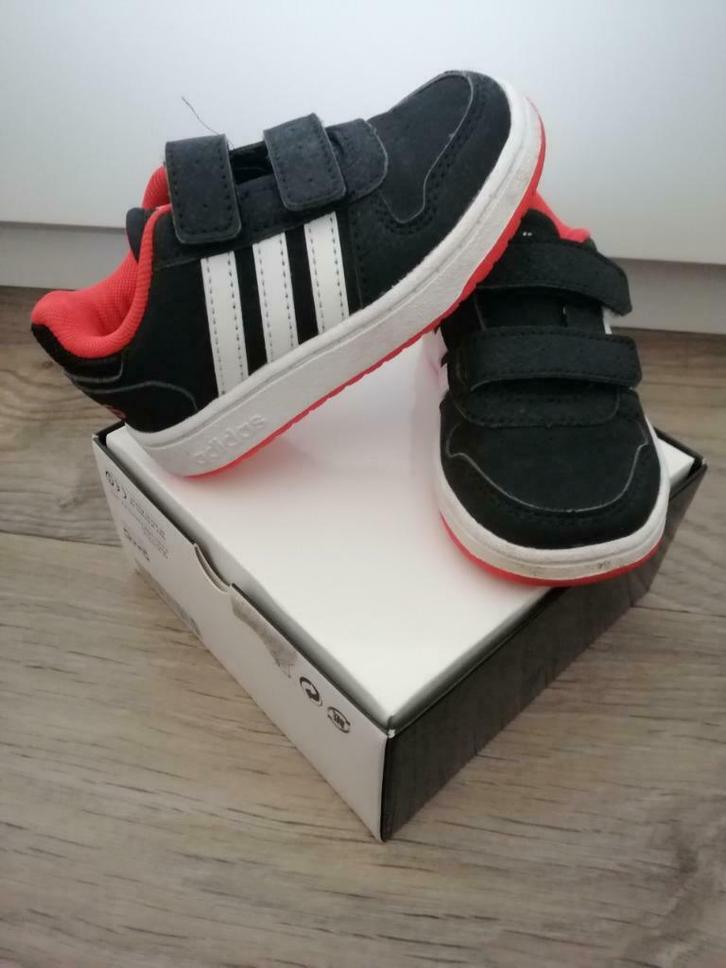 Schoenen kinderen adidas etc, Kinderen en Baby's, Kinderkleding | Schoenen en Sokken, Zo goed als nieuw, Schoenen, Jongen of Meisje