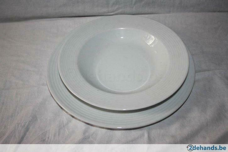 set van 2 borden, Huis en Inrichting, Keuken | Servies, Gebruikt, Bord(en), Ophalen of Verzenden