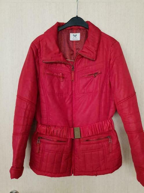 Anorak dame, Vêtements | Femmes, Vestes | Hiver, Porté, Taille 42/44 (L), Rouge, Enlèvement ou Envoi