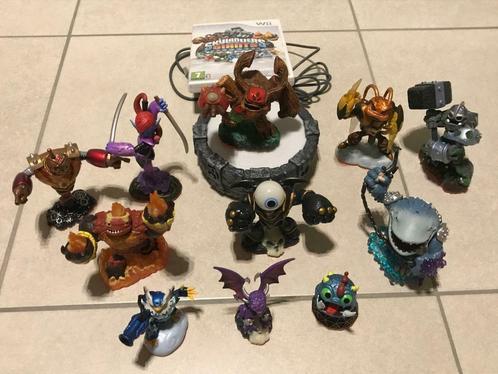 Skylanders Giants - Jeu Wii avec socle et 11 figurines, Games en Spelcomputers, Games | Nintendo Wii, Zo goed als nieuw, Avontuur en Actie