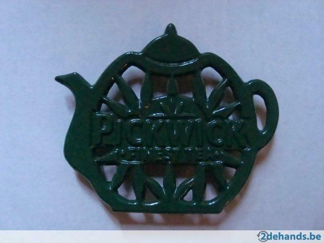 Onderzetter Pickwick finest tea groen gietijzer, Antiek en Kunst, Curiosa en Brocante, Ophalen of Verzenden