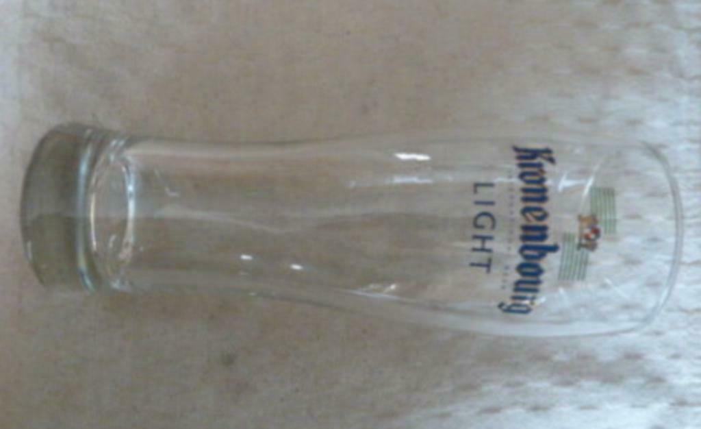 #M bier glas KRONENBOURG LIGHT International Beer, Ophalen of Verzenden, Nieuw, Bierglas