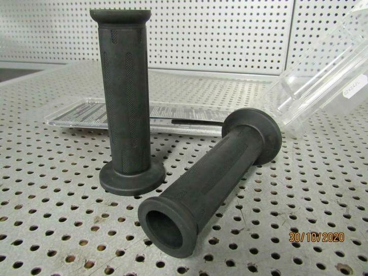 Set Nieuwe Grepen Handvatten Grips Ariete 1" 1 inch stuur, Motoren, Accessoires | Overige, Nieuw, Ophalen of Verzenden