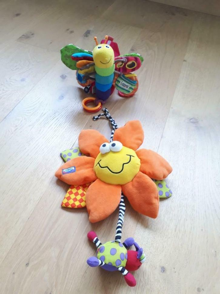 Vlinderhanger / voelvlinder en hangend zonnetje, Kinderen en Baby's, Speelgoed | Educatief en Creatief, Gebruikt, Ophalen of Verzenden