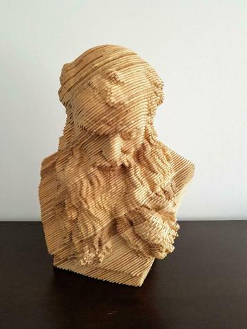 Sculpture moderne en bois: Homme à la barbe
