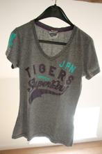 T-SHIRT GRIS SUPERDRY TAILLE SMALL, Manches courtes, Taille 36 (S), Superdry, Porté