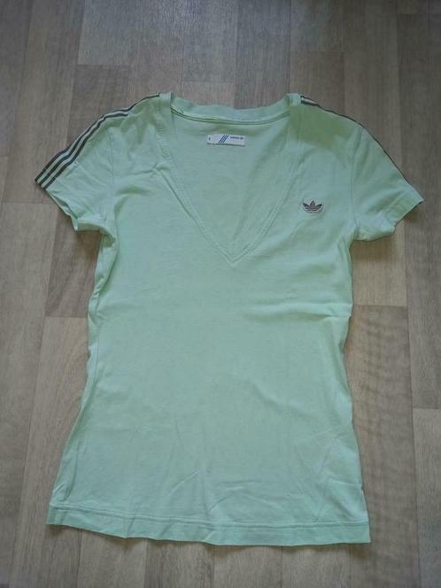 T-shirt Adidas maat 38, Vêtements | Femmes, T-shirts, Comme neuf, Taille 38/40 (M), Vert, Manches courtes, Enlèvement ou Envoi