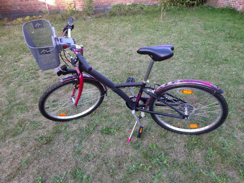 ② Meisjes fiets Btwin 24 inch te koop — Fietsen | Meisjes — 2dehands