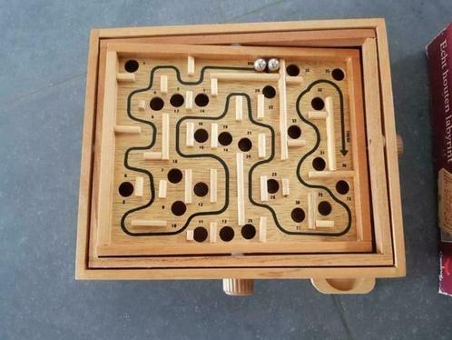 vluchtelingen druk tank ② Houten labyrint - spel — Speelgoed | Educatief en Creatief — 2dehands