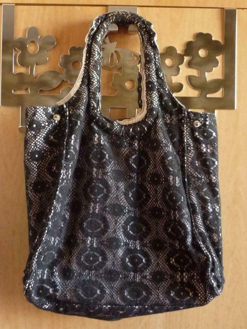 Zwart-witte katoenen shopper met zwarte kant van Pimkie, Handtassen en Accessoires, Tassen | Damestassen, Shopper, Zwart, Ophalen of Verzenden