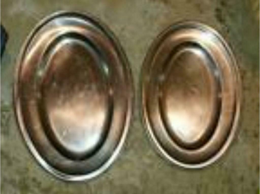 2 plateaux en inox, Enlèvement ou Envoi