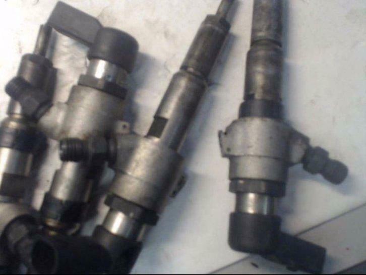 4 injecteurs siemens   9655304880, Autos : Pièces & Accessoires, Moteurs & Accessoires, Citroën, Utilisé