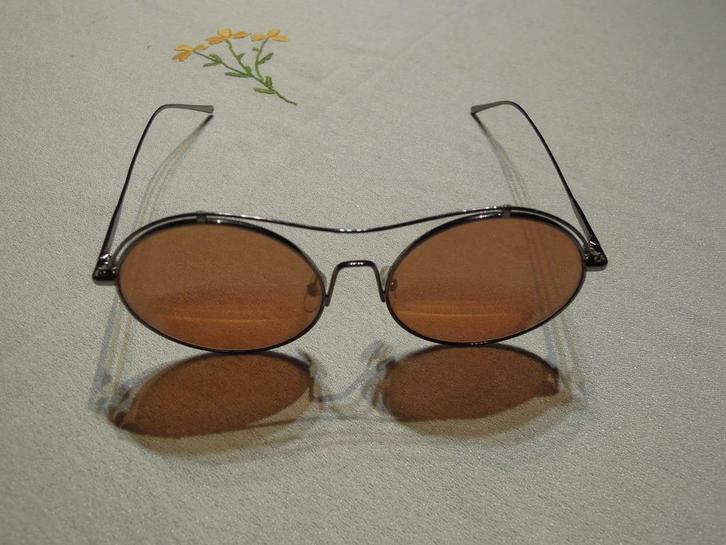 zonnebril Calvin klein 2161S 714 kleur: shiny gold dames, Handtassen en Accessoires, Zonnebrillen en Brillen | Dames, Zo goed als nieuw