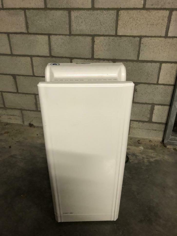 Handen droger Blade Pro, Huis en Inrichting, Woonaccessoires | Prullenbakken, Zo goed als nieuw, Kunststof, 50 tot 75 cm, Ophalen