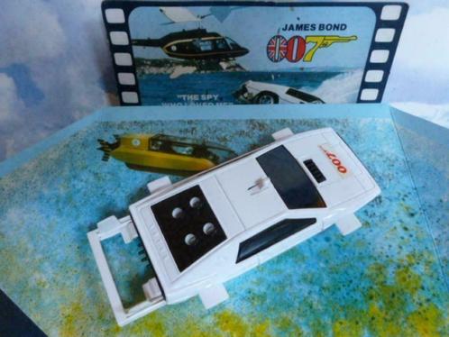 JAMES BOND 007 LOTUS Esprit S1 Submarine CORGI Great-Britain, Hobby & Loisirs créatifs, Voitures miniatures | Échelles Autre, Comme neuf