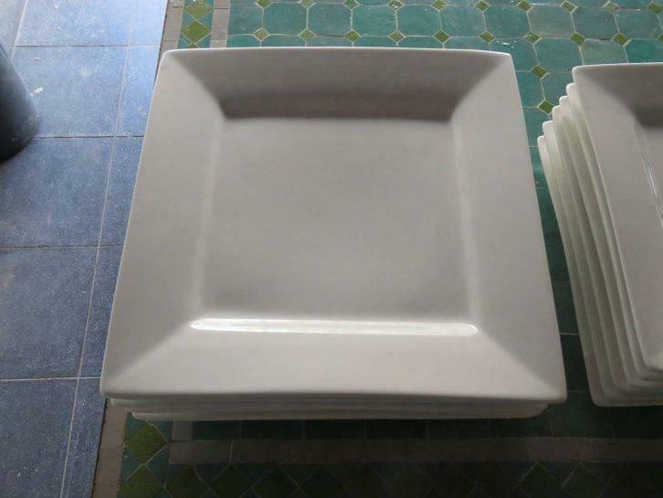 Set assiettes plates carrées Maxwell Williams 6 petites 6 gr, Maison & Meubles, Cuisine | Vaisselle, Neuf, Assiettes(s), Enlèvement ou Envoi