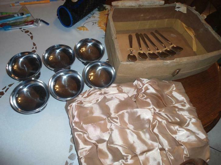 Ancien Service en métal argenté ou inox Neuf Jamis utilisé, Antiek en Kunst, Antiek | Bestek, Ophalen of Verzenden