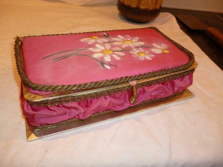 Oude doos koekendoos suikerbonendoos verpakking vintage, Antiek en Kunst, Curiosa en Brocante, Ophalen of Verzenden