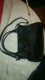 Sac bandoulière femme noir similicuir, Bijoux, Sacs & Beauté, Sacs | Sacs Femme, Enlèvement ou Envoi, Comme neuf, Noir