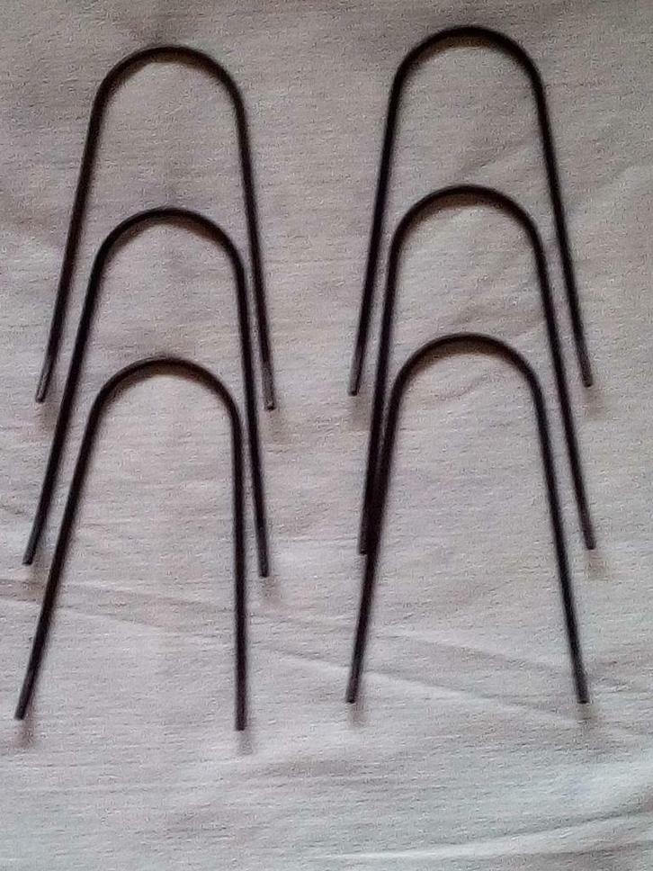 Steunhaken om fotokaders recht te houden, nieuw > gratis., Huis en Inrichting, Woonaccessoires | Lijsten, Nieuw, Metaal of Aluminium