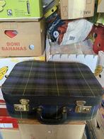 Ancienne petite valise très bon état, Bijoux, Sacs & Beauté, Utilisé
