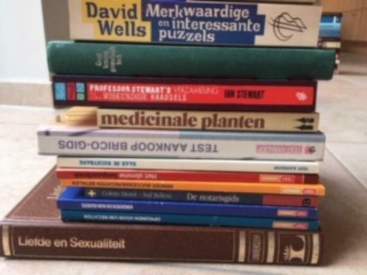 9 encyclopedia en gidsen, Boeken, Overige Boeken, Gelezen, Ophalen of Verzenden