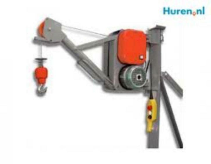 bouwlift//stellinglier//hijslier//minikraan, Zakelijke goederen, Machines en Bouw | Kranen en Graafmachines, Hijswerktuig, Ophalen