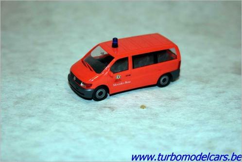 Mercedes-Benz Vito Feuerwehr 1/87 Herpa, Hobby & Loisirs créatifs, Voitures miniatures | 1:87, Neuf, Voiture, Herpa, Enlèvement ou Envoi