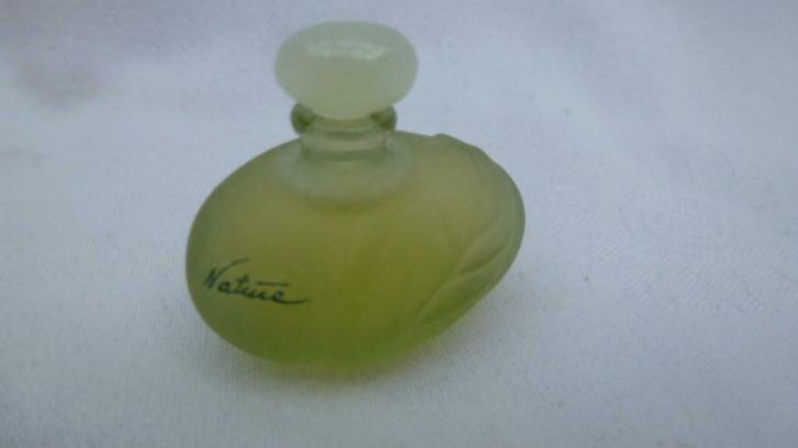 mini parfumflesje Yves Rocher Nature La Gacilly ED parfum, Verzamelen, Parfumverzamelingen, Nieuw, Miniatuur, Gevuld, Verzenden