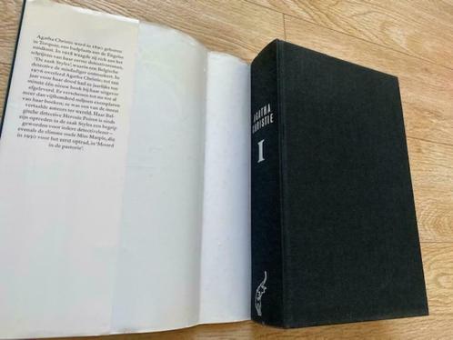 Agatha Christie - boek - eerste vijfling, Boeken, Thrillers, Gelezen, Ophalen of Verzenden