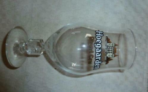 #D bier glas HOEGAARDEN GRAND CRU gegraveerd wapenschild, Verzamelen, Glas en Drinkglazen, Nieuw, Bierglas, Ophalen of Verzenden