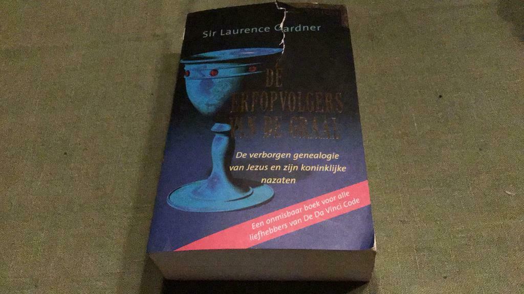 De ereopvolgers van de graal(m), Boeken, Ophalen of Verzenden, Gelezen