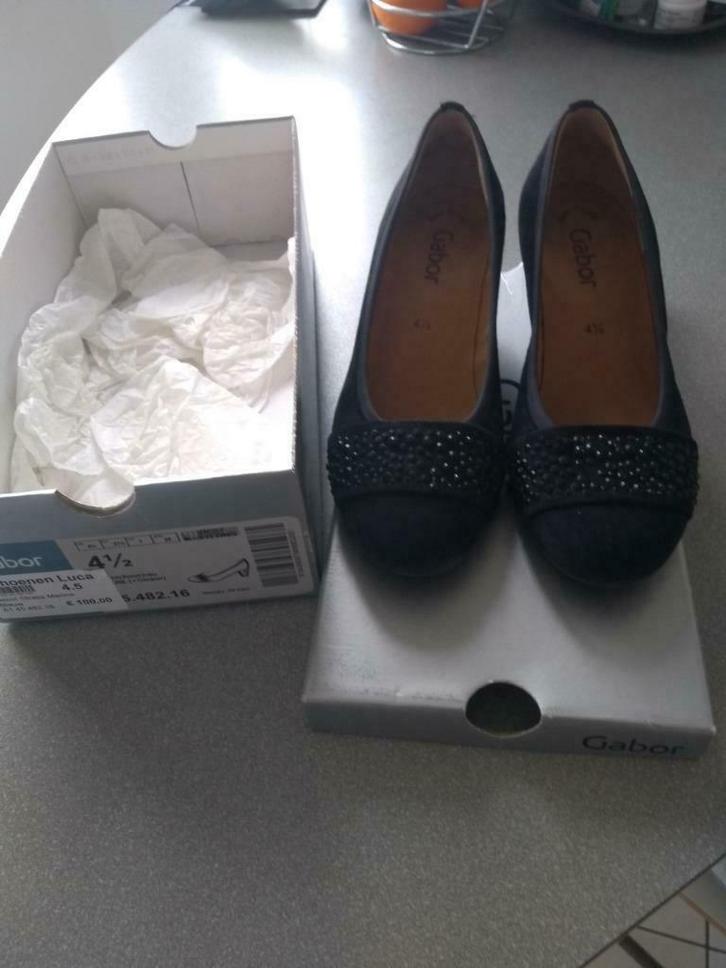 Geklede  Schoenen GABOR nieuw Maat 4.5 of 37, Kleding | Dames, Schoenen, Zo goed als nieuw, Schoenen met lage hakken, Zwart, Ophalen of Verzenden
