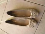 witte damesschoenen Linea Loresi maat 40, Kleding | Dames, Schoenen, Schoenen met lage hakken, Wit, Ophalen of Verzenden, Zo goed als nieuw