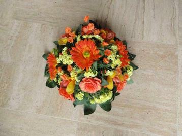 Petite gerbe de fleurs artificielles - boule - Jaune/orange