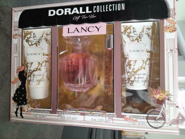 Creation Lamis Dorall Collection Lancy Coffret Cadeau 4 pièc, Handtassen en Accessoires, Uiterlijk | Parfum, Nieuw, Ophalen