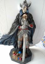 statue d'un guerrier avec sabre, Ophalen