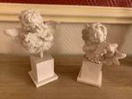 Anges sur piédestal