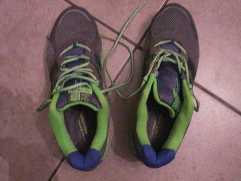 nouvelles chaussures de course grises vertes taille 41, Vêtements | Hommes, Chaussures, Neuf, Chaussures de marche, Autres couleurs
