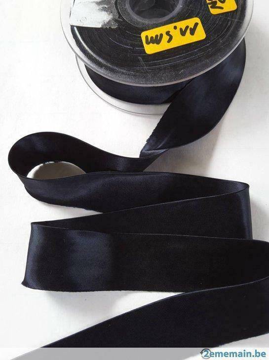 marineblauw satijn biais 54mm gevouwen 27mm, Hobby en Vrije tijd, Naaien en Fournituren, Nieuw, Ophalen of Verzenden