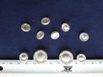 set van 8 witte knopen 11 mm en 2 schacht 18 mm B111828, Hobby en Vrije tijd, Naaien en Fournituren, Ophalen of Verzenden, Nieuw