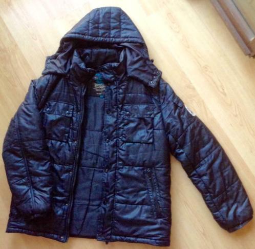 A vendre veste homme noire L avec capuche CELIO, Vêtements | Hommes, Vestes | Hiver, Comme neuf, Taille 52/54 (L), Noir, Enlèvement