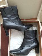 bottines bottillon ecuir noir, couture,  talon rectangle, 37, Vêtements | Femmes, Enlèvement ou Envoi, Noir