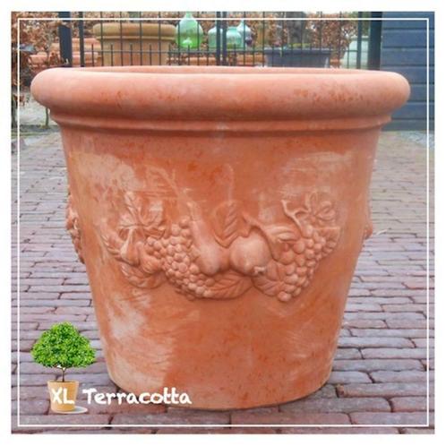 Artistiek Gepolijst Additief ② Vorstbestendige Italiaanse XL Terracotta potten. — Bloempotten — 2dehands
