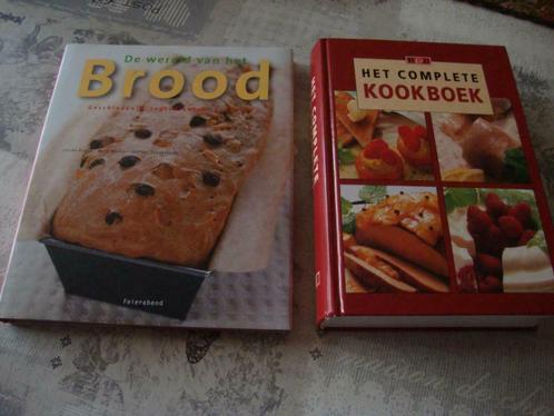 Kookboeken Wereld van het Brood & Het complete kookboek, Livres, Livres de cuisine, Comme neuf, Enlèvement ou Envoi